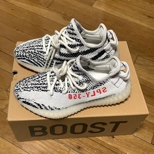 YEEZY BOOST 350 V2 US SIZE 4